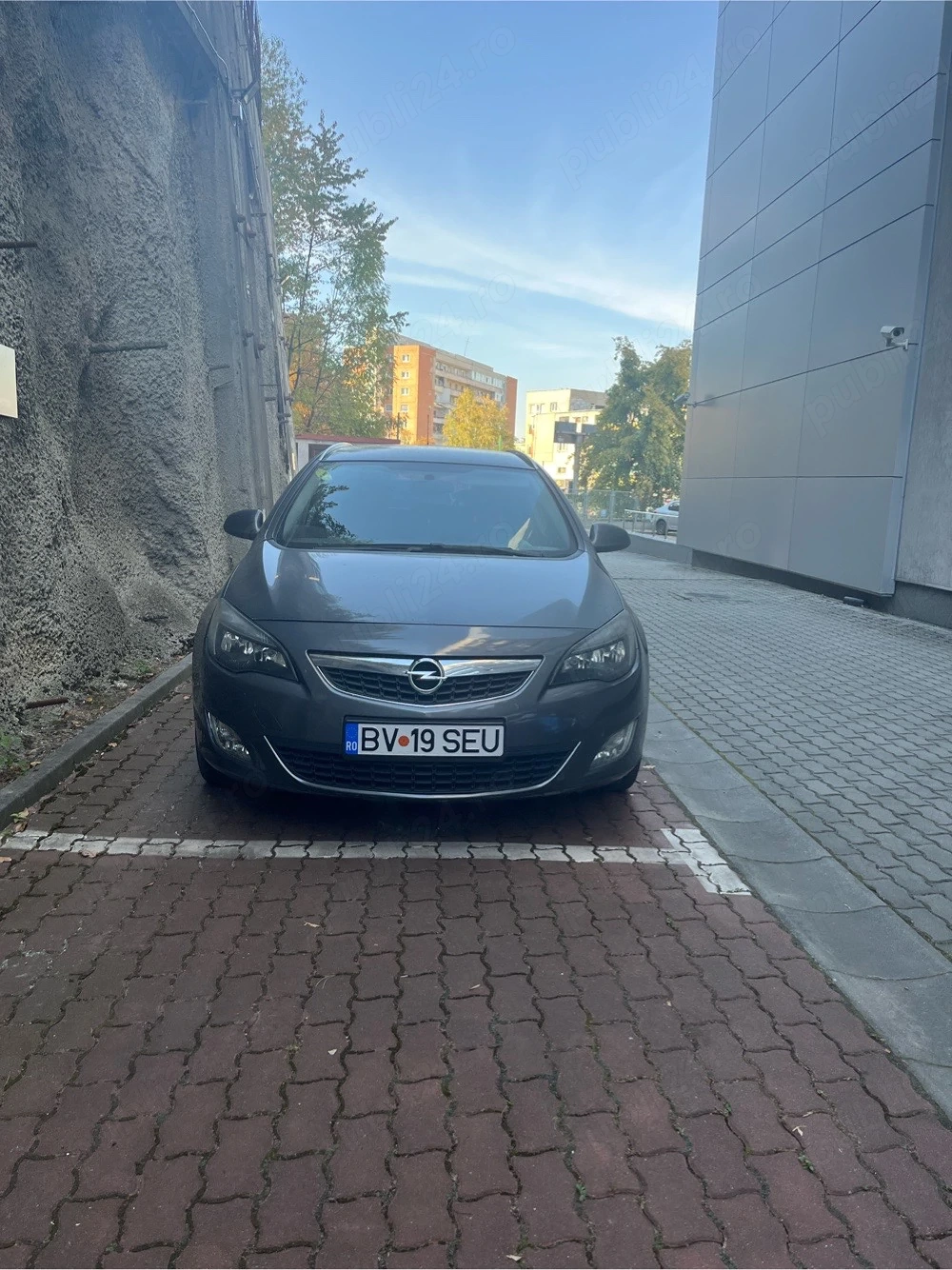 Opel Astra J 2011