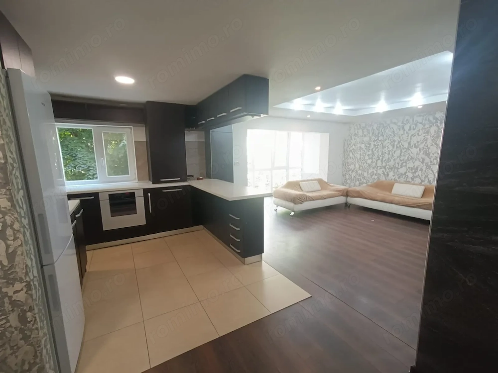 Apartament 3 camere, 92 mp, etaj 1   mobilat și utilat complet
