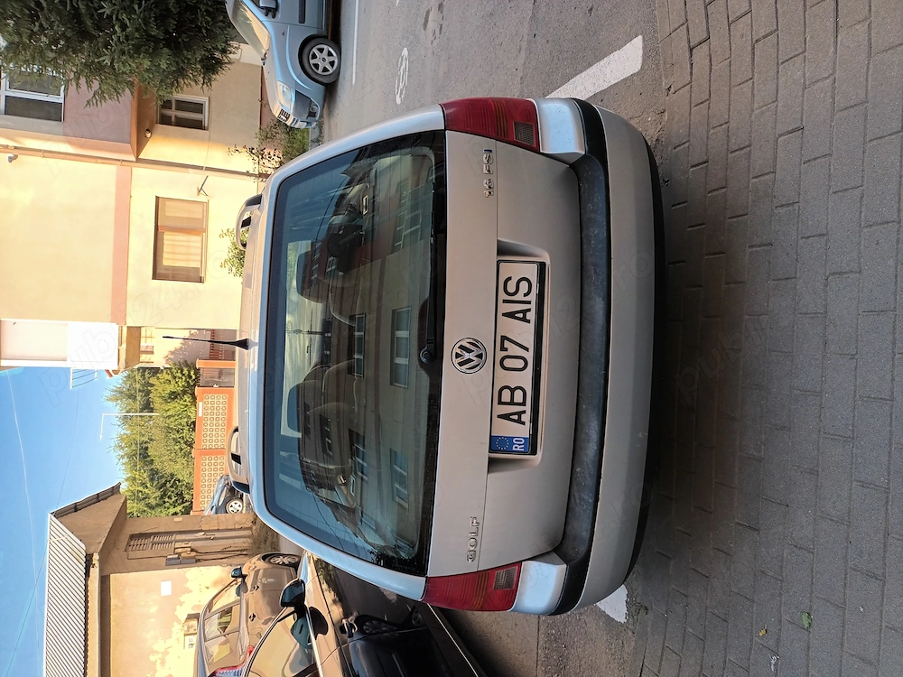 Vând golf 4 variant 