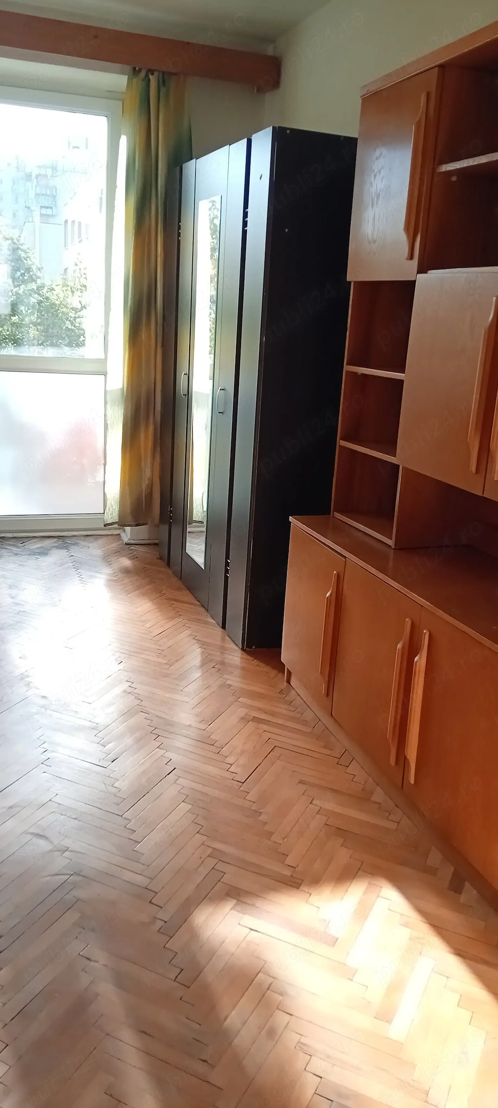 Vand apartament 3 camere Turda Calea Victoriei inf  