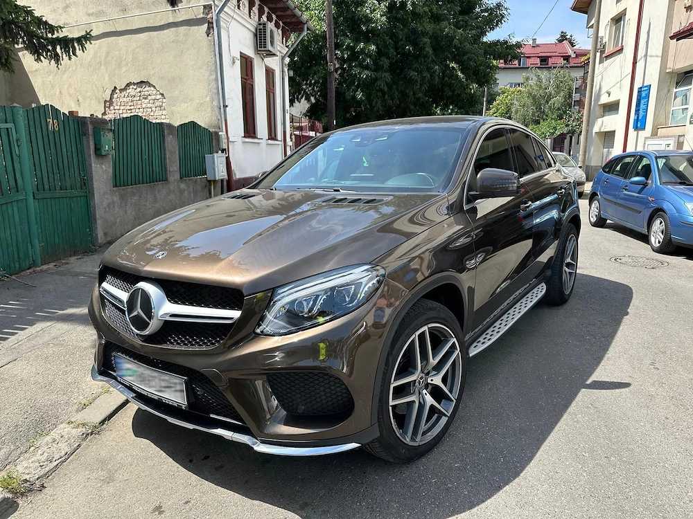 Vând Mercedes Benz AMG GLE 350d 4Matic 255 C.P.