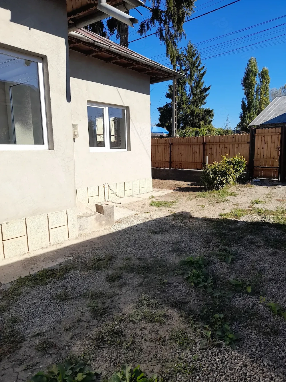 Casă de vânzare în Brătășanca (Filipeștii de Târg)   la 30 min de Ploiești (25 km)