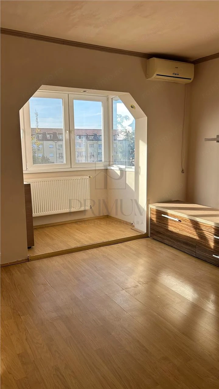 LIPOVEI - 2 CAMERE - DECOMANDAT - CENTRALA PROPRIE