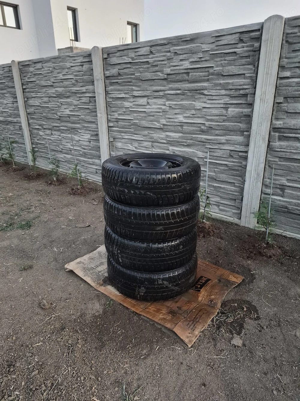 Vand jante+cauciucuri tabla
