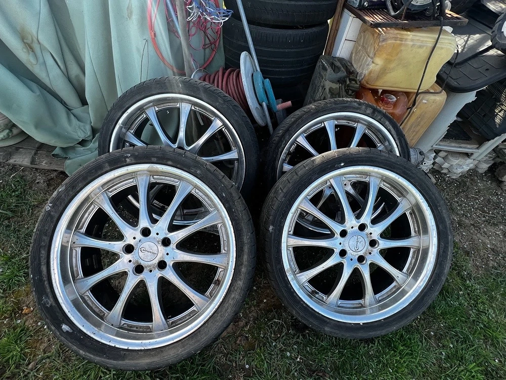 jante bmw f10 pe 20 cu. auciucuri nichelate arata bine 