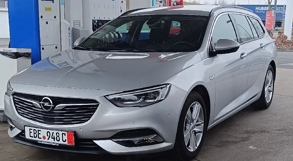 vând Opel insignia B 