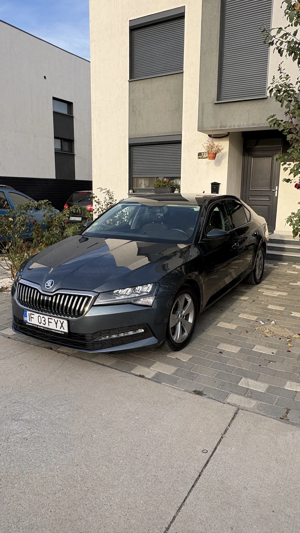 Vând Skoda superb