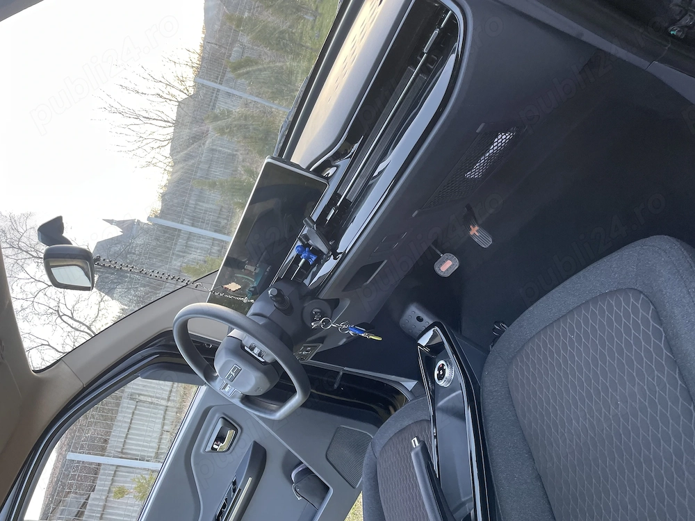 De vânzare mașina electrică 