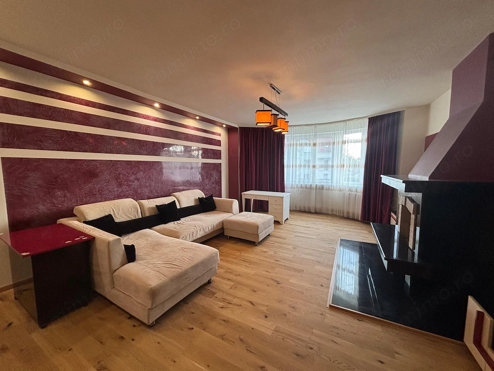 Apartament spatios si complet renovat