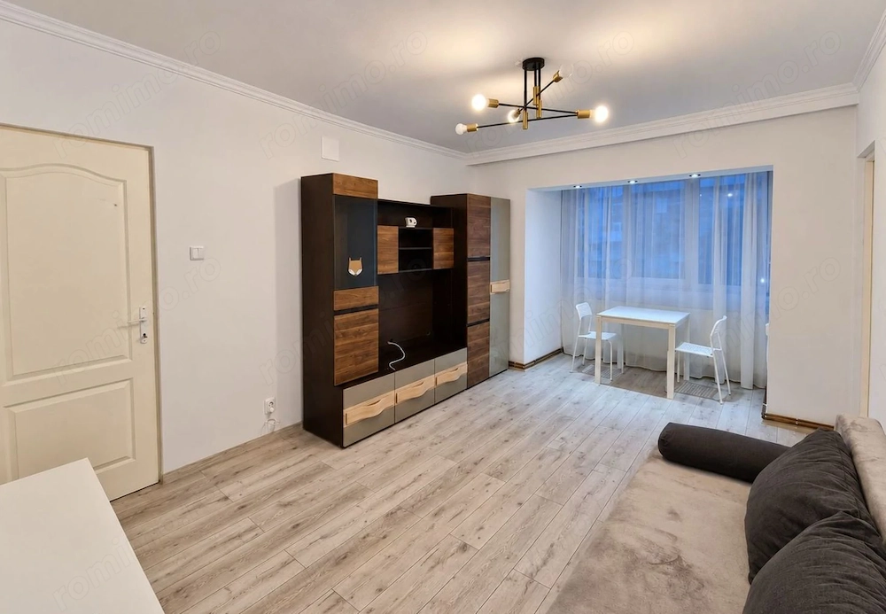 Apartament cu 2 camere, 40 mp, la 200 m de Spitalul Judetean
