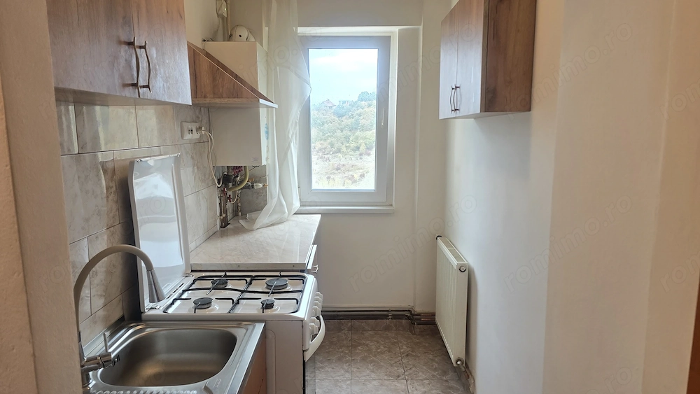 Vand apartament 2 camere decomandat in Deva, zona Micro 15, 
