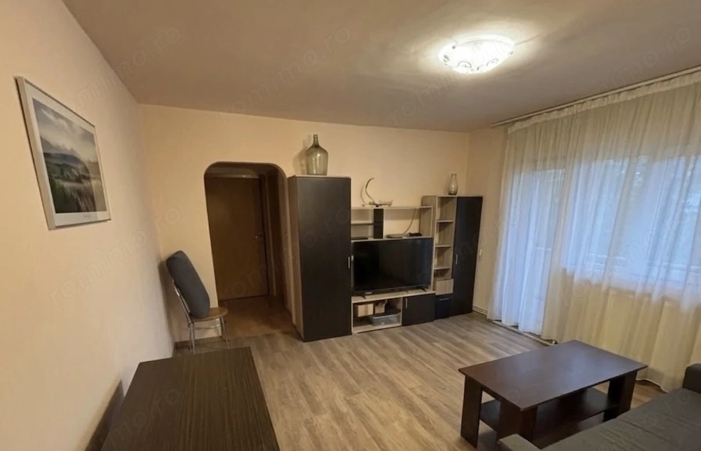 Apartament 3 Camere 2 Băi Centrală Proprie Zona Complexul Studențesc 