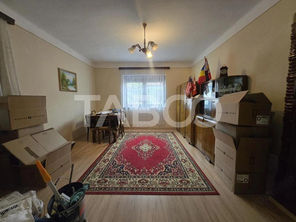 Casa individuala de vanzare pe un nivel si curte 500mp Turnisor Sibiu
