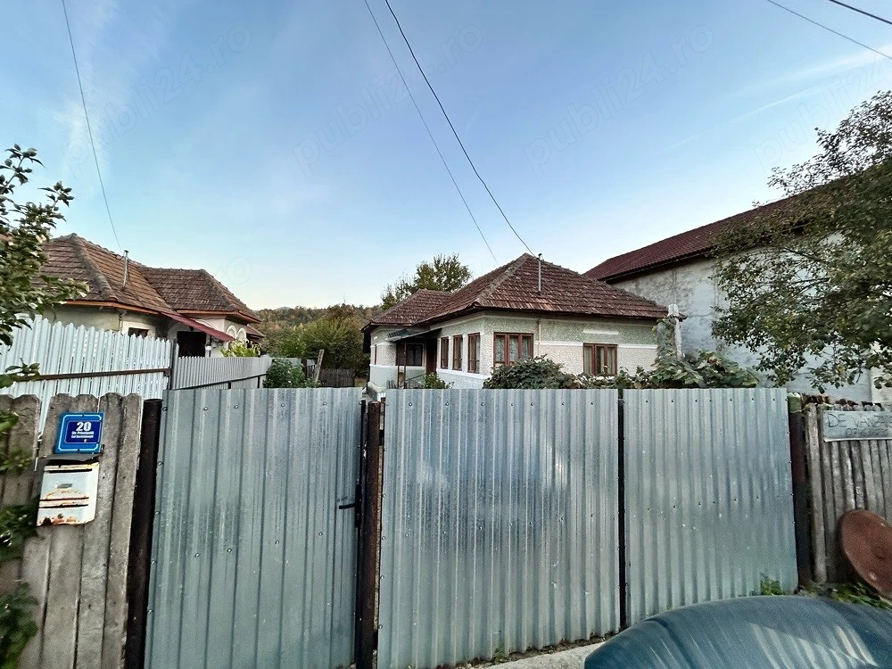 Casa de vanzare