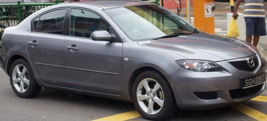 Dezmembrez Mazda 3 1.6 tdci 
