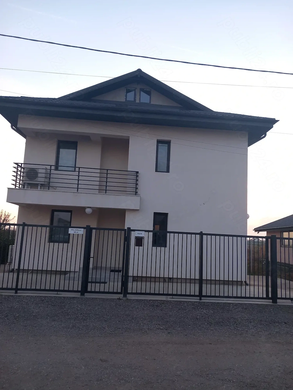 Duplex  comuna Berceni, 170000 euro  apartament 3 camere