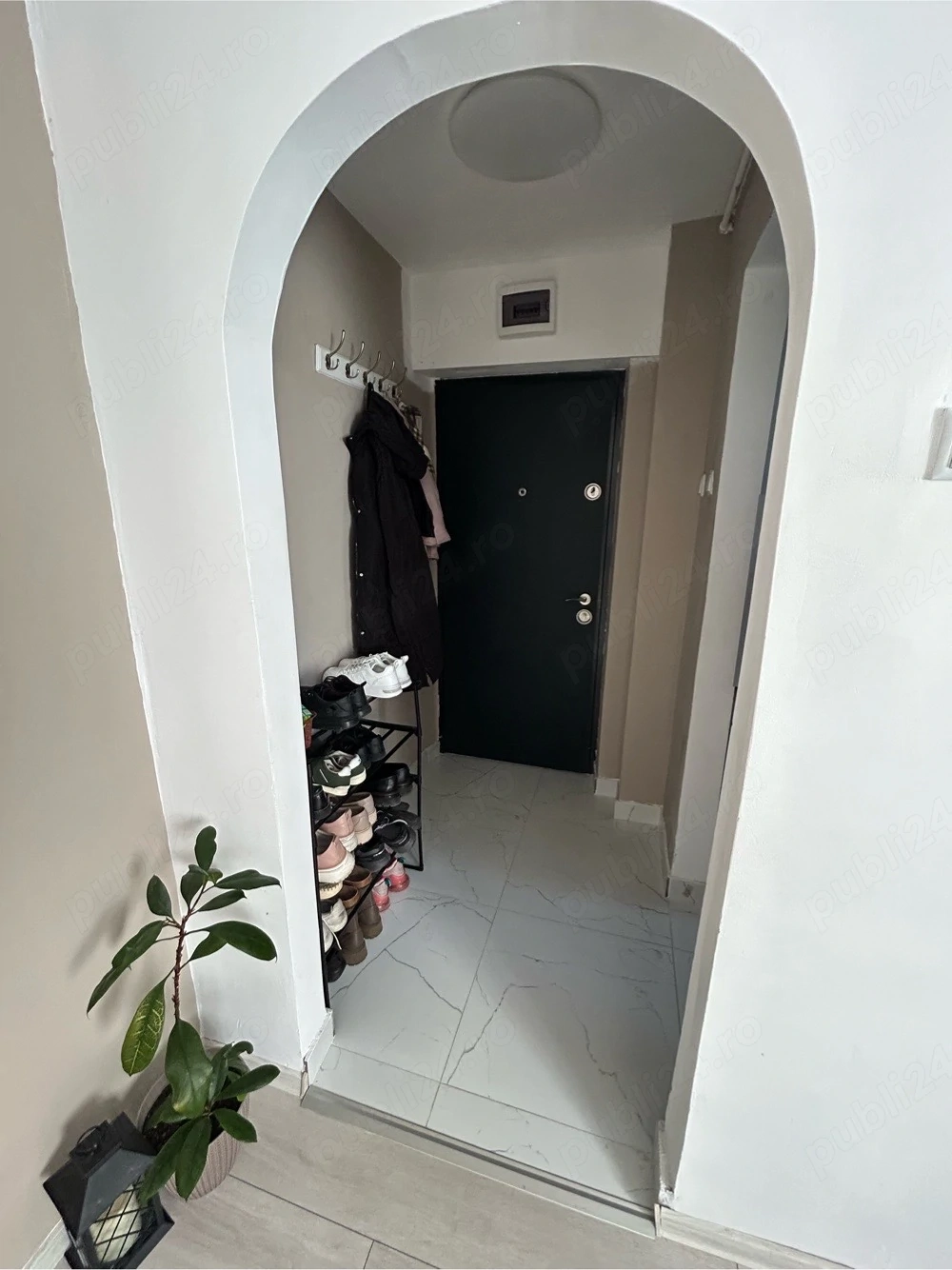 Vând apartament 2 camere 