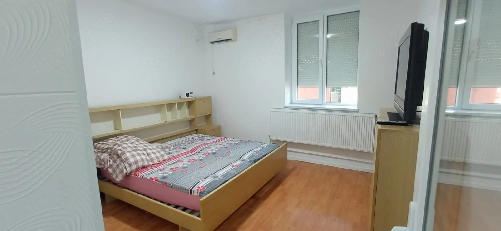 Apartament cu 1 camera,zona Dambovita la curte comuna