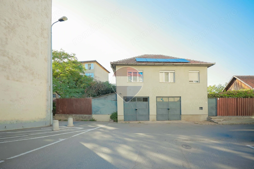 De vânzare casă cu 5 camere,  în zona Velența
