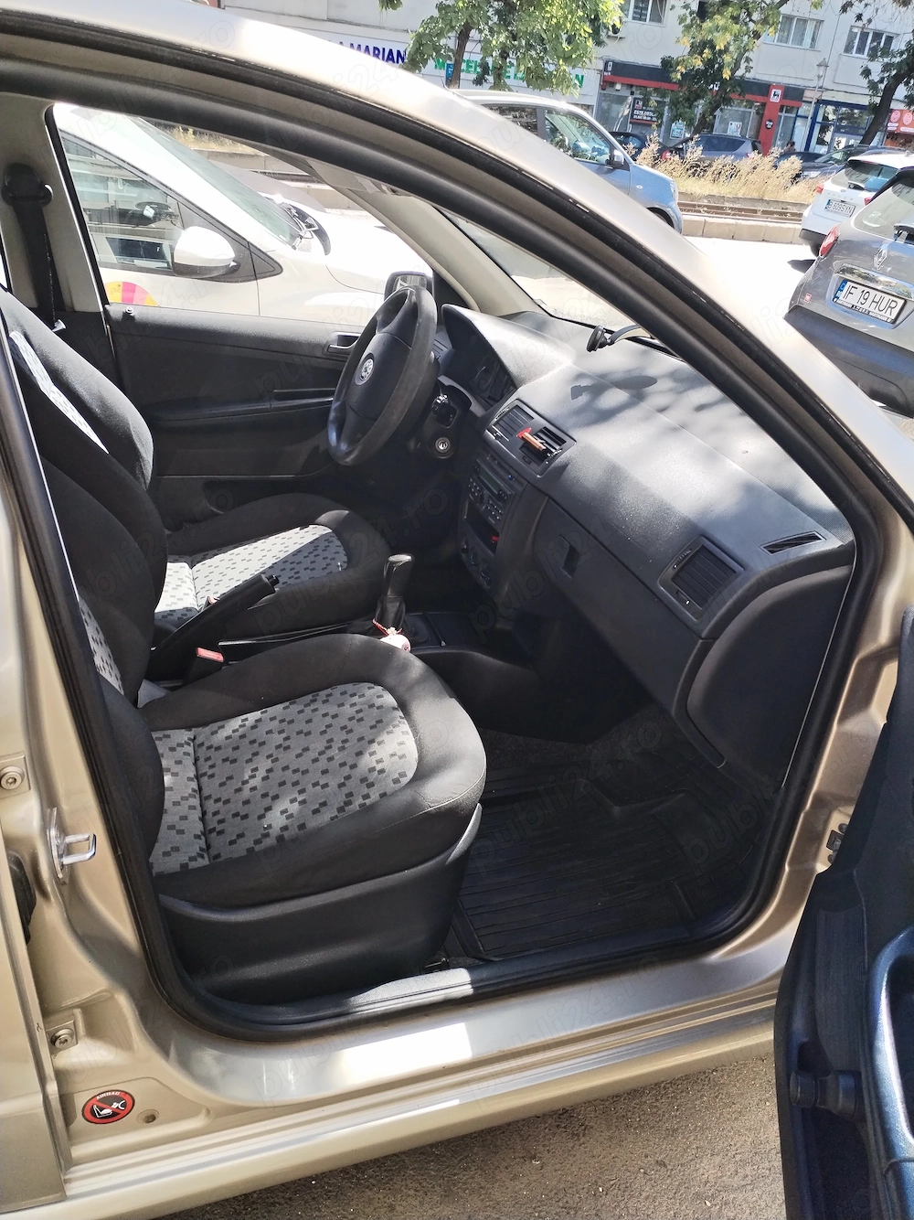 Vând Skoda Fabia 2006..1.2 benzina 