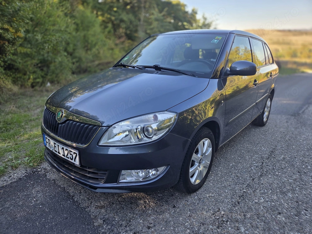 Vând Skoda Fabia 1.2 benzină 