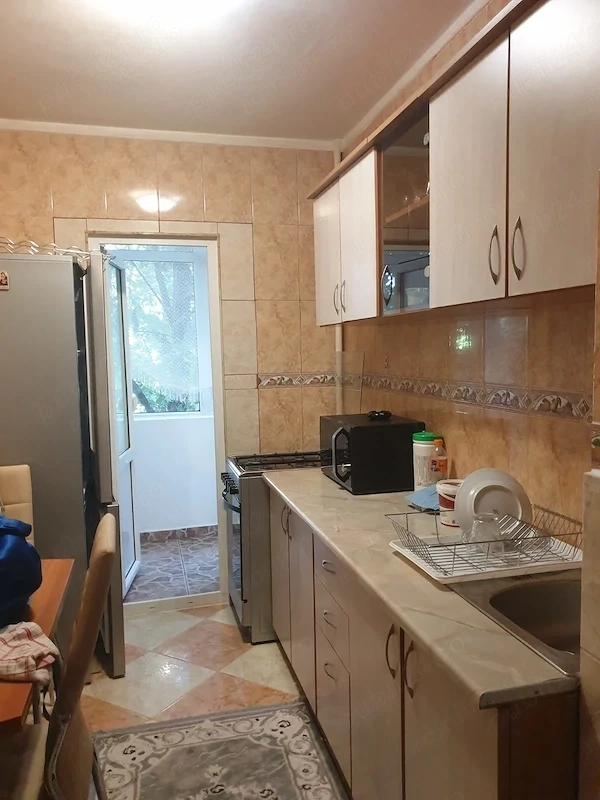 Inchiriez apartament 2 camere zona Brancoveanu