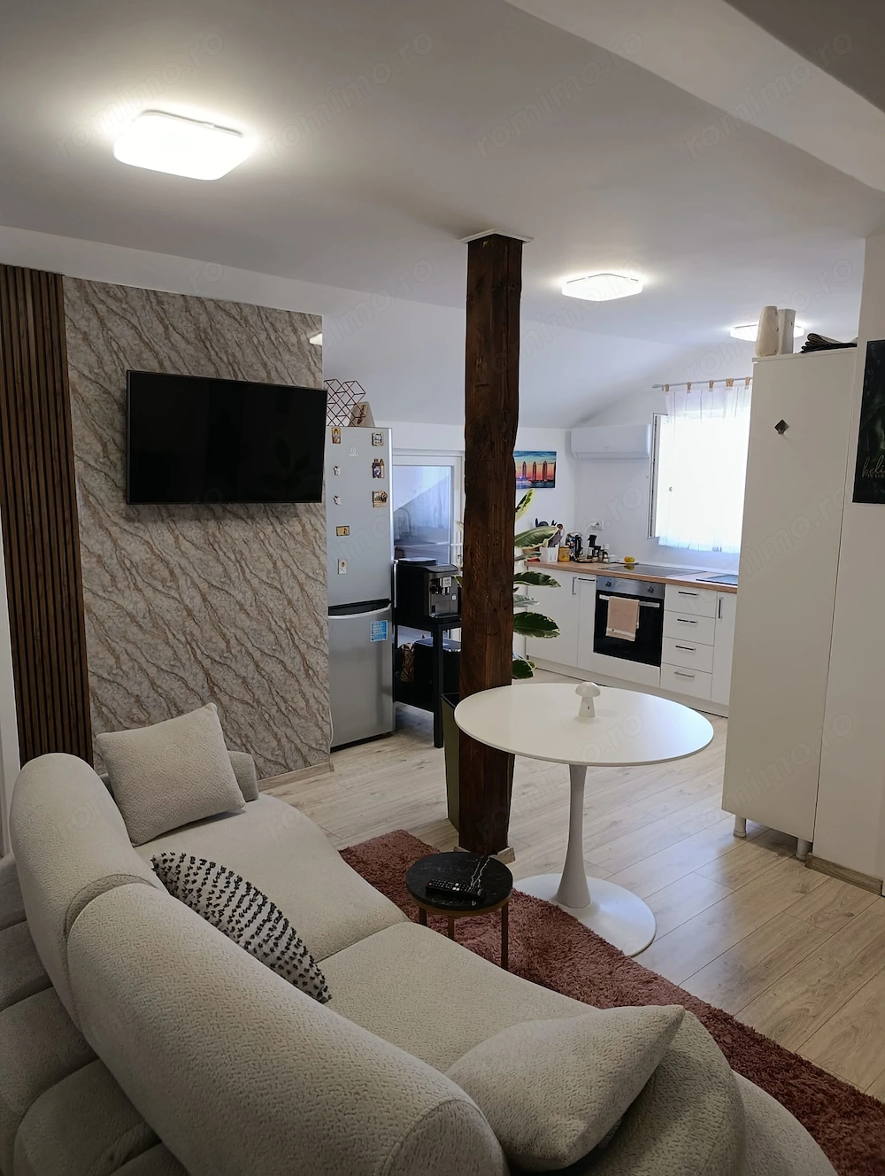 Apartament mobilat, 81mp, et. mansardat, Zorilor