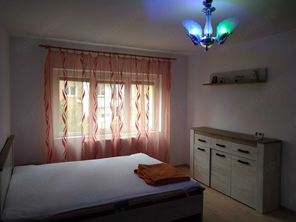 Apartament cu 2 camere de închiriat în Take Ionescu