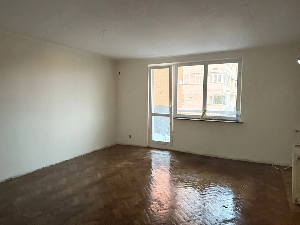 Apartament 3 camere DECOMANDAT, ultracentral  137 500  