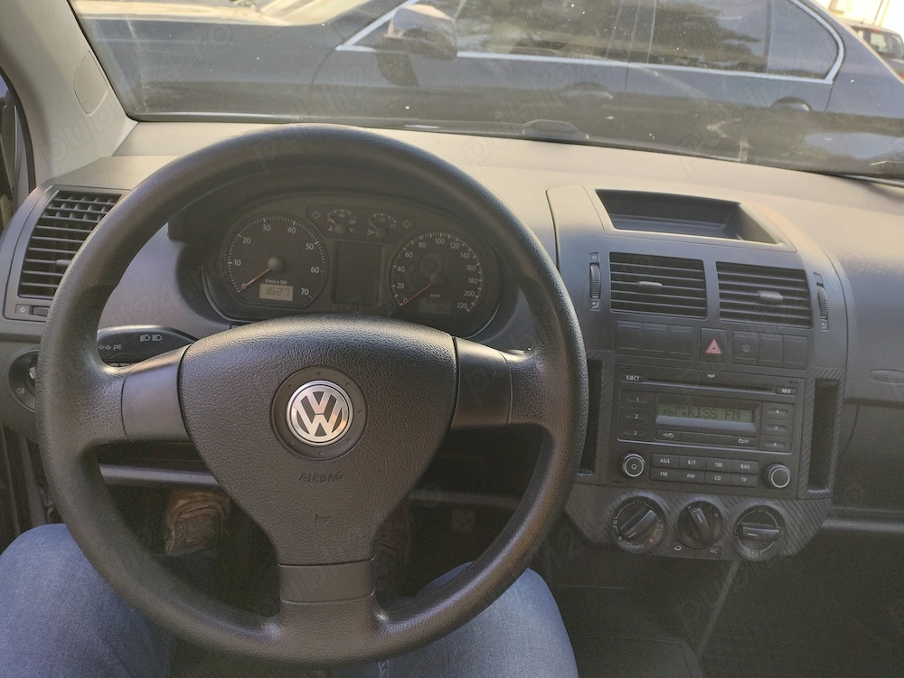 Unic proprietar ,vând Polo 1.2  benzina 2008