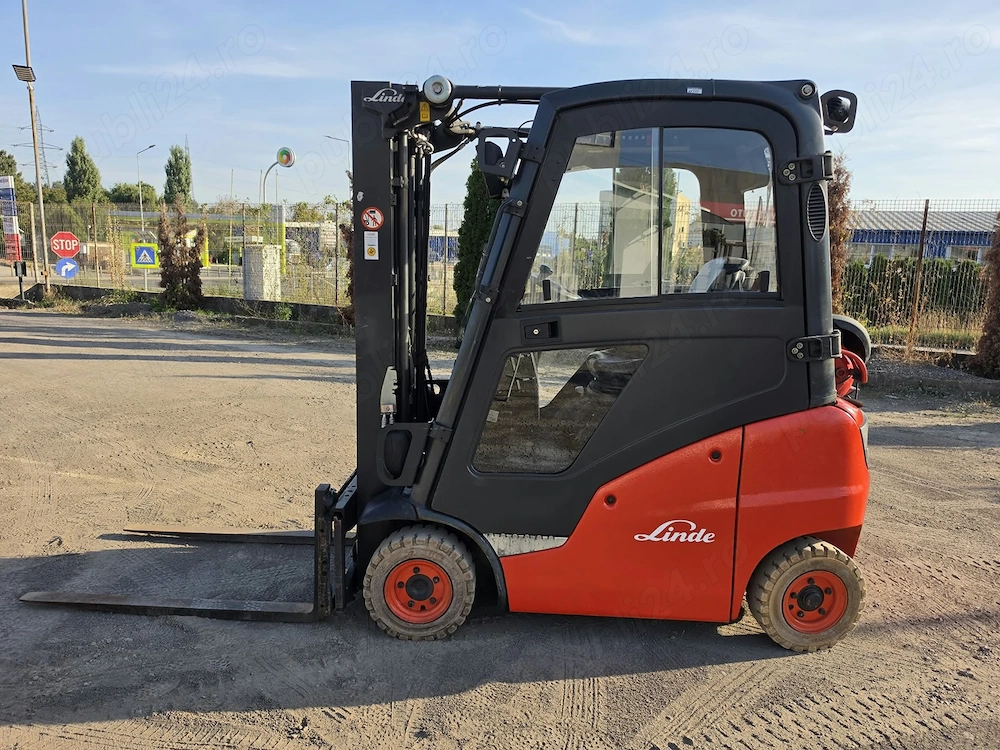 Motostivuitor LINDE H 16T triplex,ridicare libera