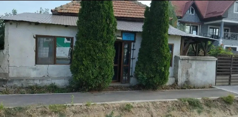 Casă de vânzare 