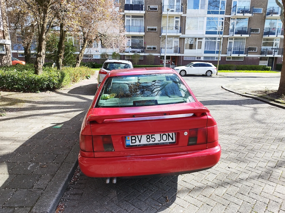 Vând Audi A6 C4 1996 motor AEL. 2,5 TDI. Mașina este cu mine de aproape 20 de ani. Nu mă dezamăgit n