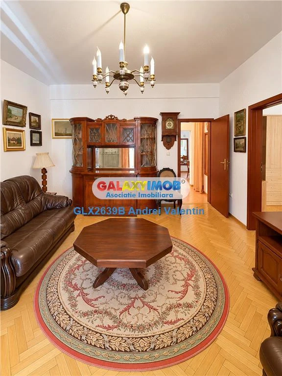 Apartament Piata Sfintii Voievozi - Calea Victoriei - 2 Balcoane 2 Bai