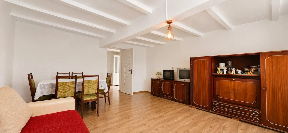Vand casă renovată în Nădlac + livadă cu pomi fructiferi sau schimb cu apartament in Timisoara