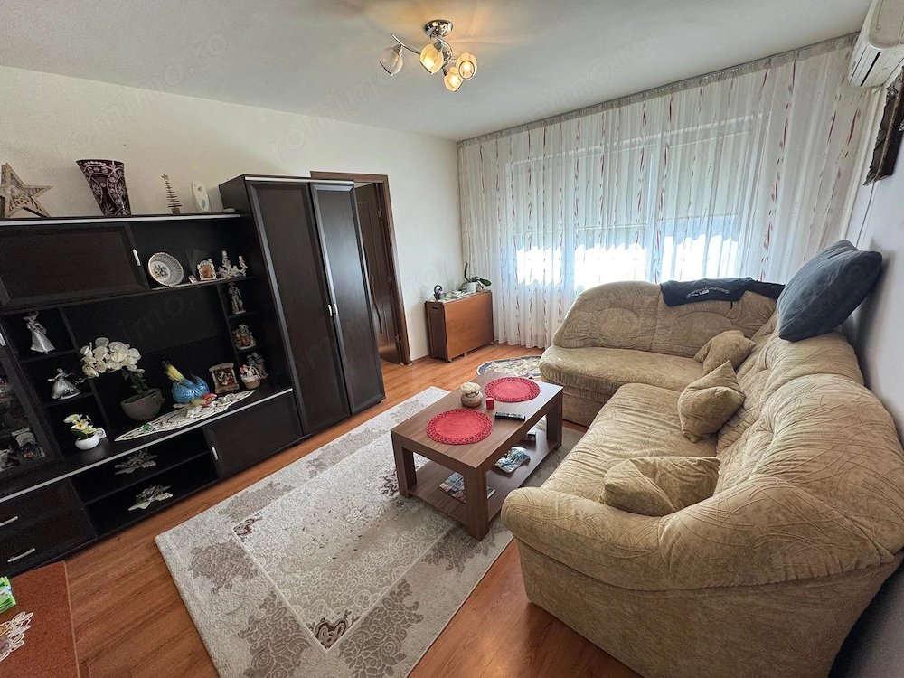 Apartament 3 cam in zona Complexului Studentesc