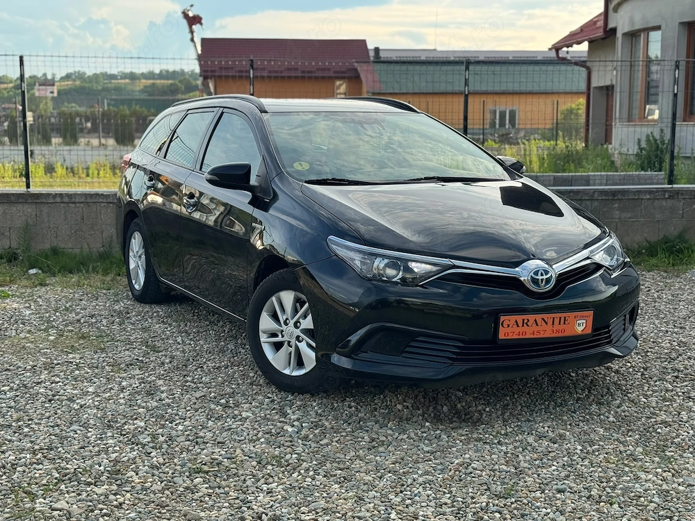 Toyota auris 1.8 hibrid 