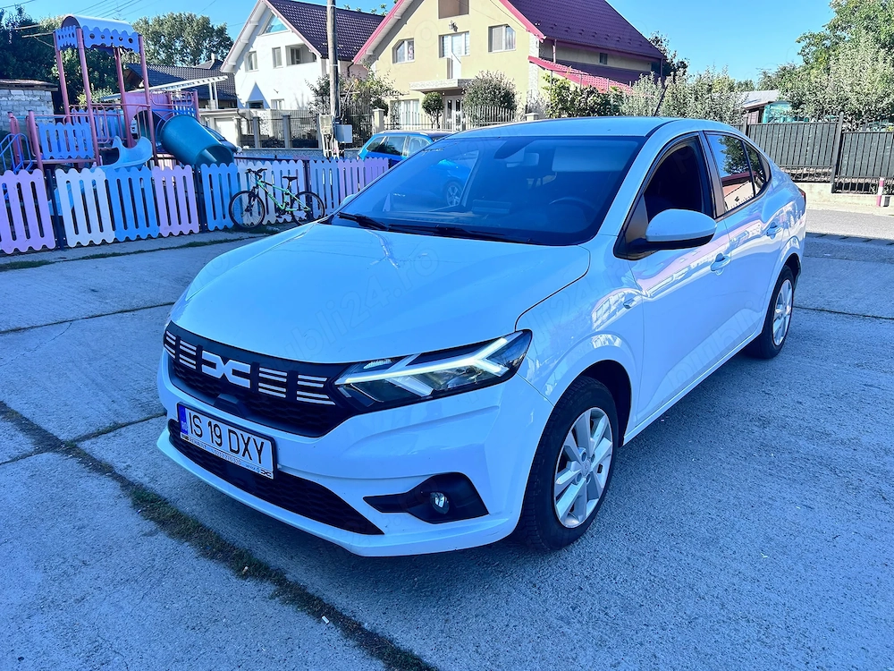 Vând 2  Dacii Logan 2023