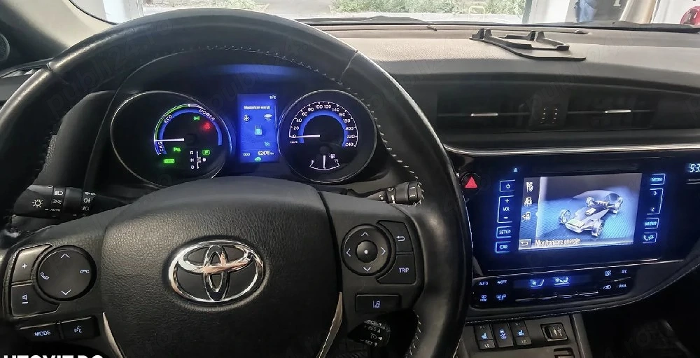 vand Toyota Auris Touring Sport hybrid