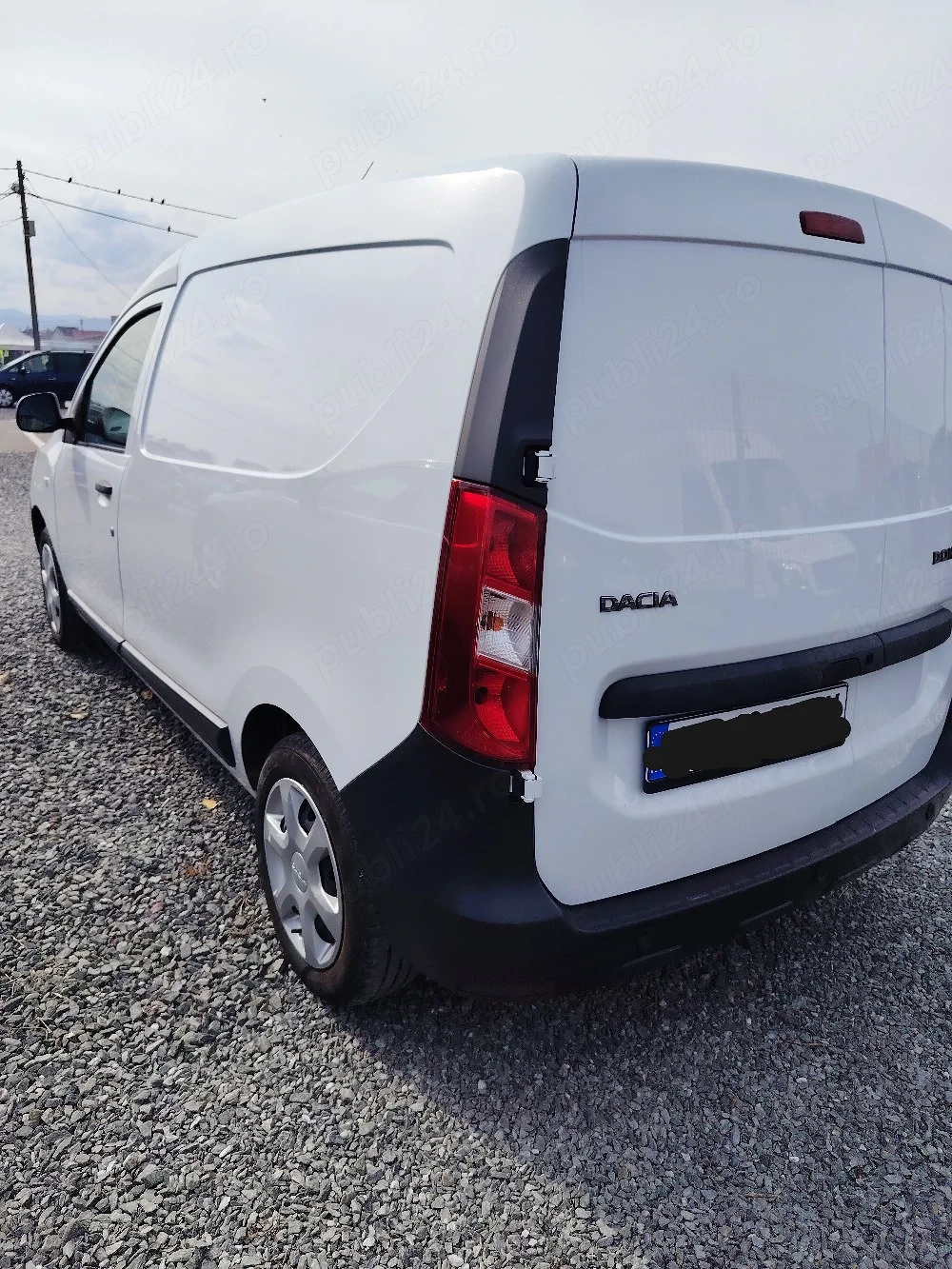 vand dacia doker an fabricație 2015 motor 1.5 disel 