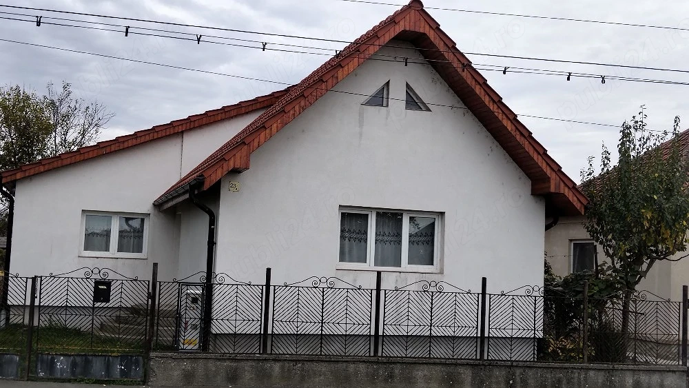 Casă nouă de vânzare în Lazuri 