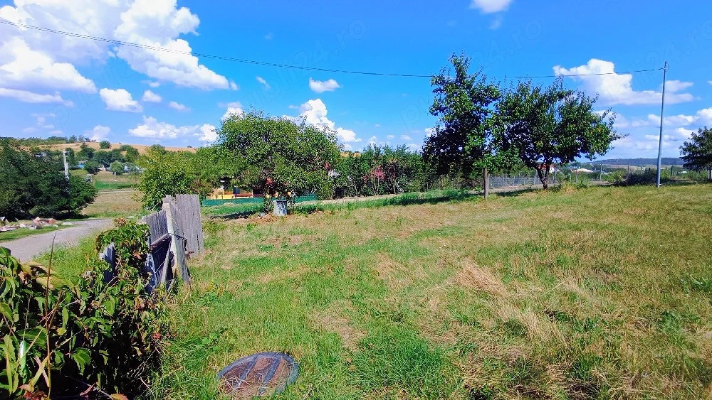 Teren intravilan - Asfalt - Toate Utilitățile 
