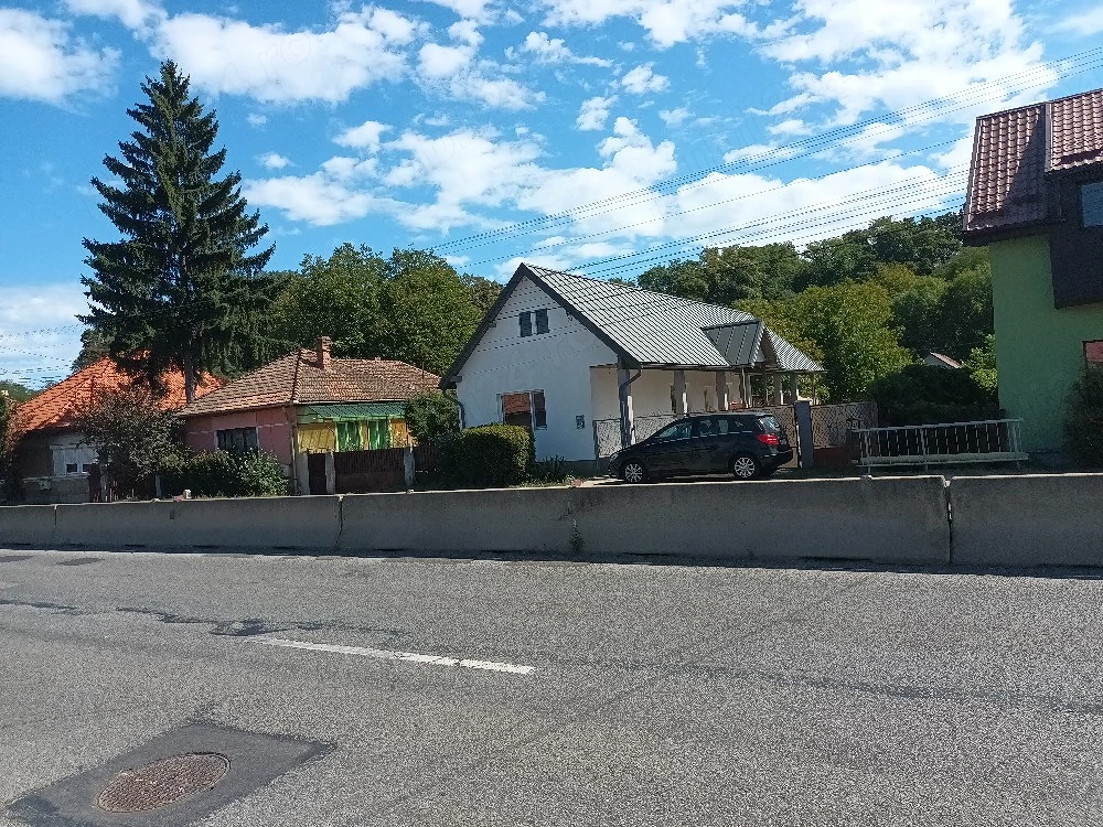 Casă de vânzare 