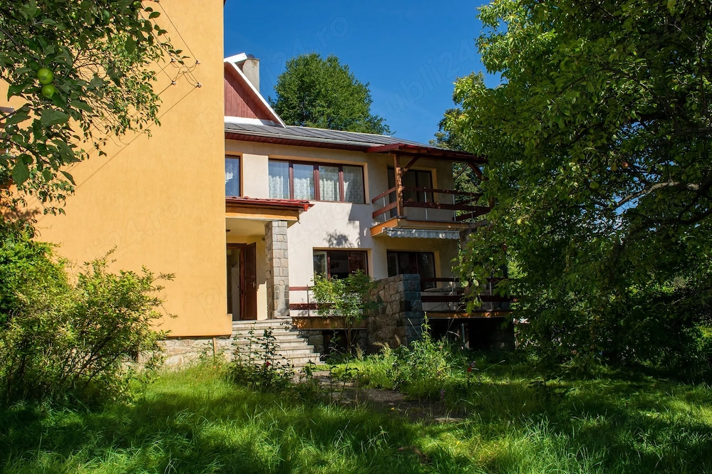 Casă de vânzare la munte in centrul oraşul  Sângeorz-Băi