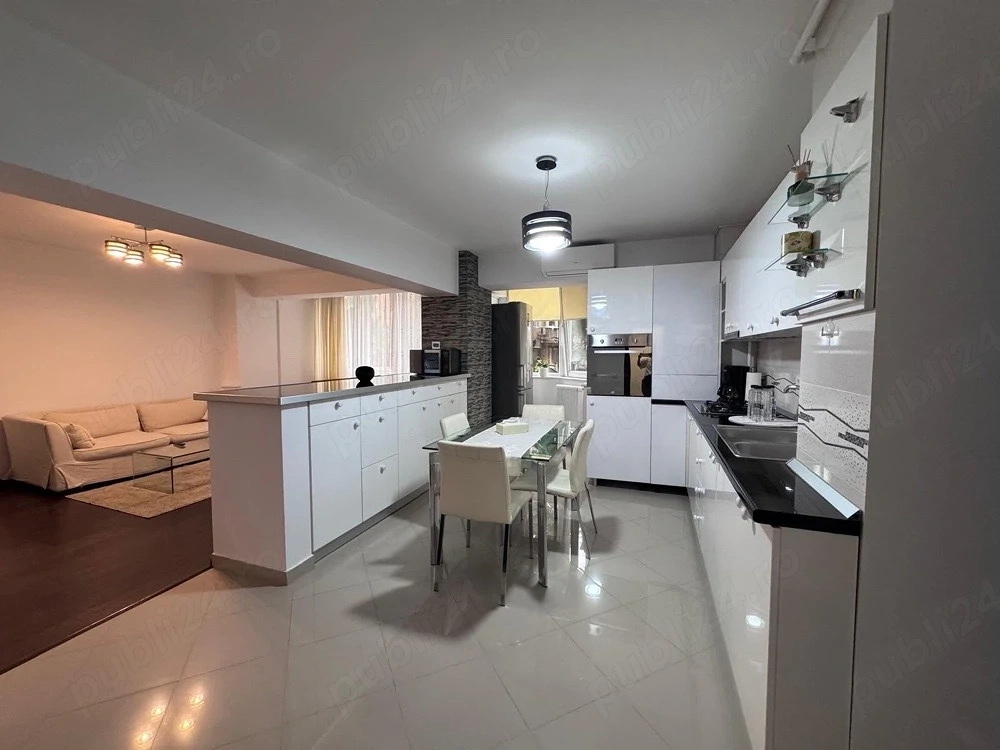 Apartament 3 camere Zavoi Independentei