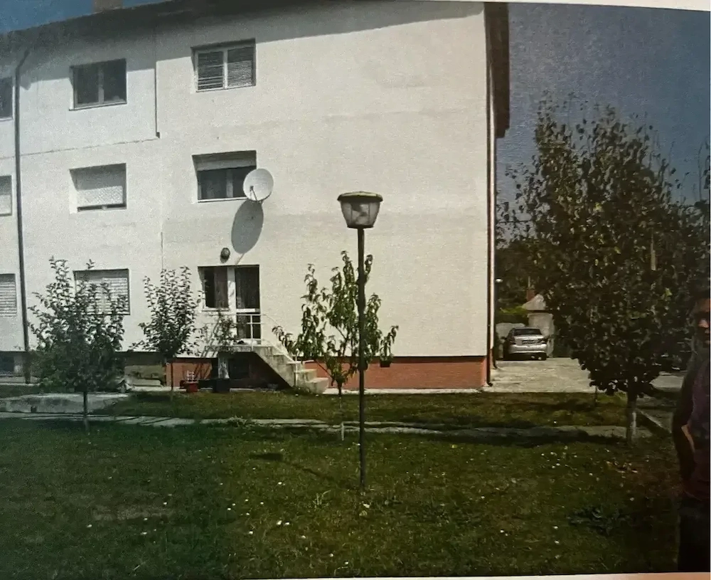 Oază de liniște: Apartament cu 3 camere, curte privată și foișor în Ghermănești