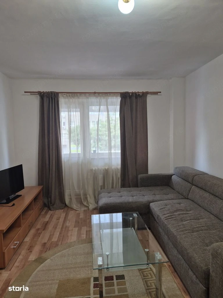 Apartament 2 camere de închiriat în Centrul Nou