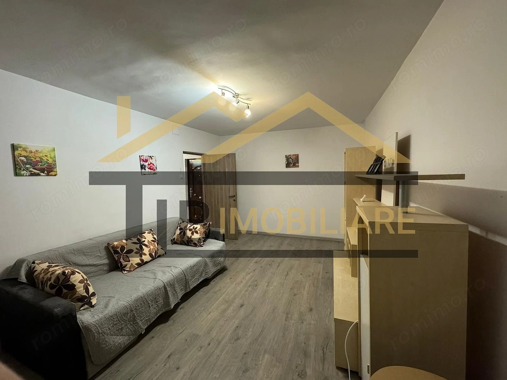 Apartament de 3 camere, 75mp, decomandat, Zona Fortuna