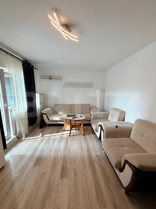 Apartament 3 camere, 65 mp, 2 bai, zona Intre Lacuri