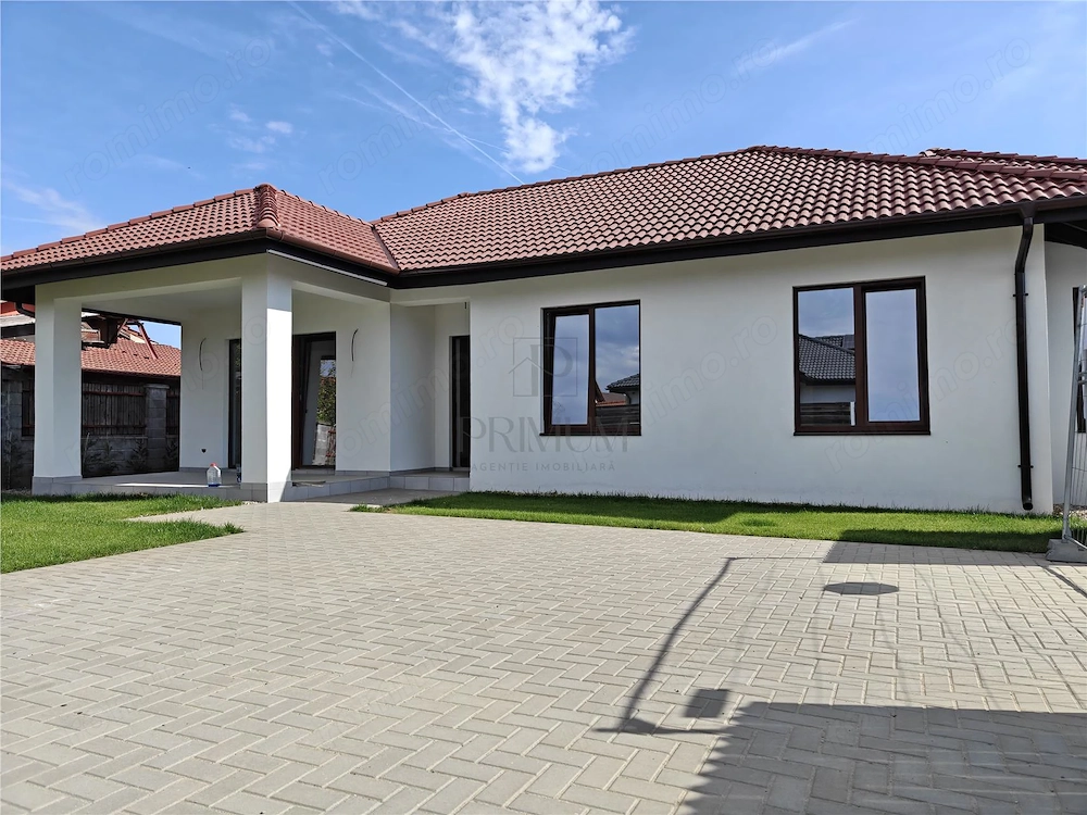 DUPLEX LANGA ASFALT - CURTE AMENAJATA - LA CHEIE